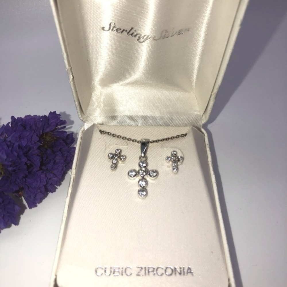 Vintage sterling silver and cubic zirconia cross
